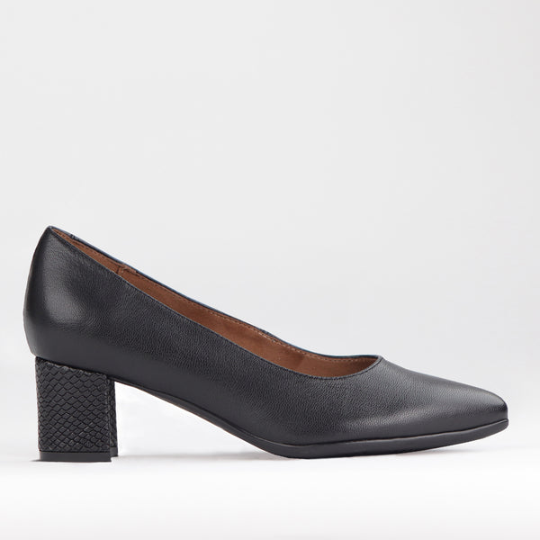Pointed Block Heel Court Shoes in Black - 12604