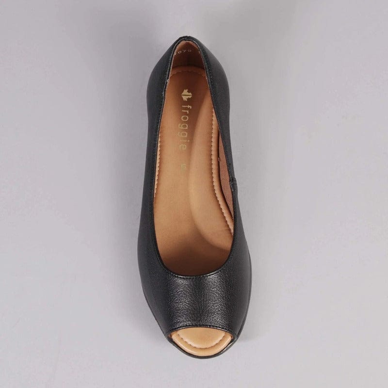 Leather peep toe pumps hotsell