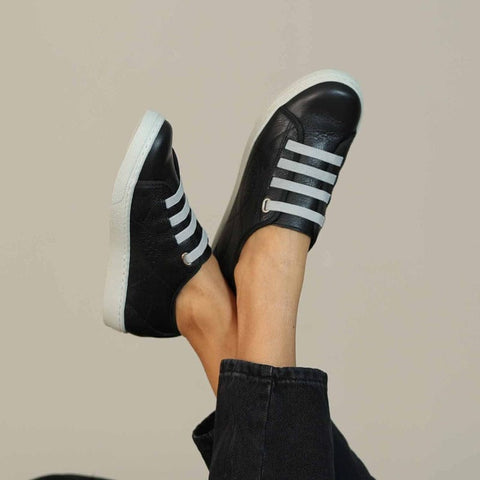 Elasticated Sneaker with Removable Footbed in Black - 12634