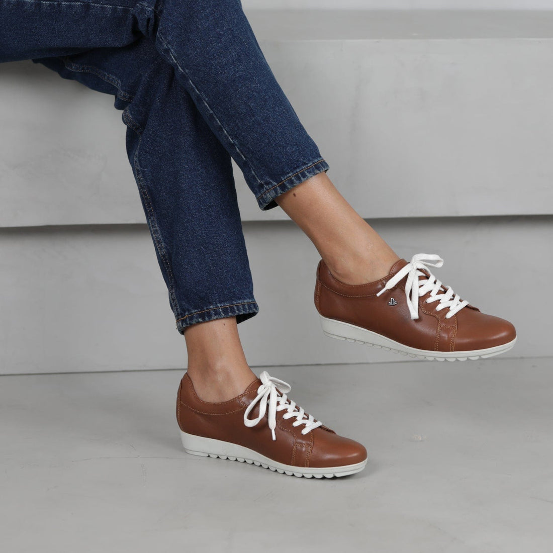 Factory Shop Shoes Lace-up Sneaker in Chestnut - 12656