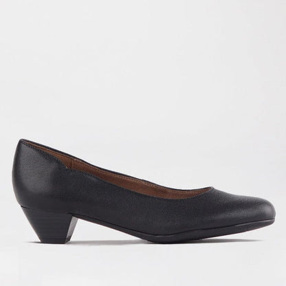 Factory Shop Shoes Mid-Heel Court Shoe in Black - 12635