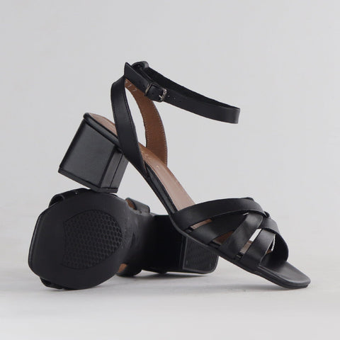 Block Heel strappy Sandal in Black - 12678