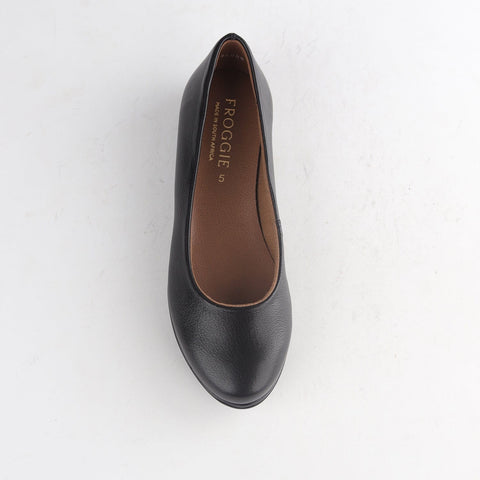 Flat Pump in Black - 12764