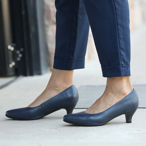 Kitten heel Court shoe in Navy - 10984