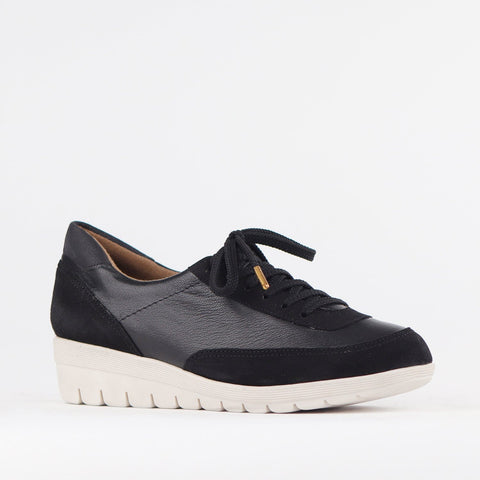 Lace-up Sneaker in Black Multi - 12593