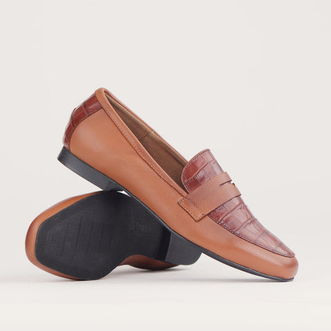 Penny Loafer in Chestnut - 12587