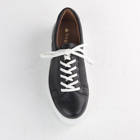 Platform Sneaker in Black - 12025