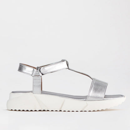 Froggie Shoes Shoes Strap Slingback Sandal in Silver - 12499