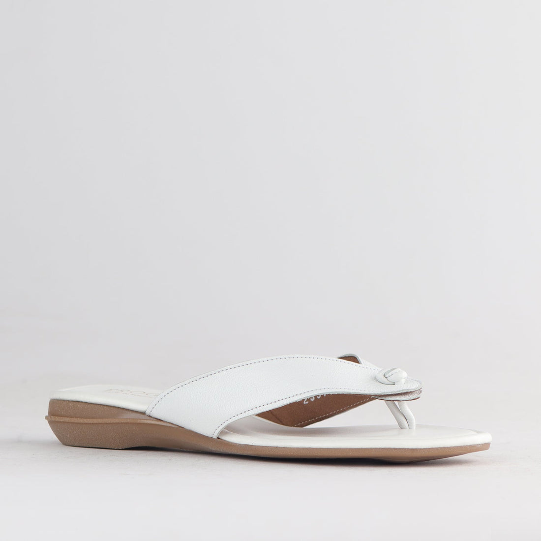 Froggie Shoes Shoes Thong Flat Sandal in White - 12572