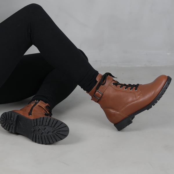Lace-up Ankle Boot in Chestnut - 11981