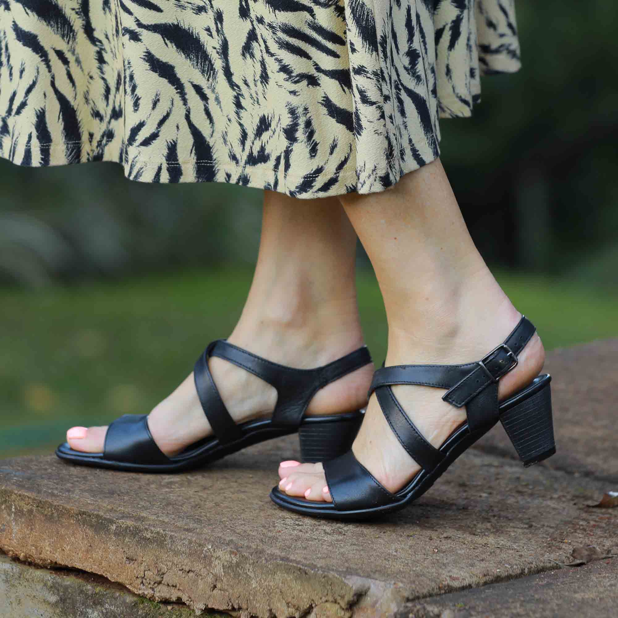 Mid-Heel Sandal in Black - Froggie | Leather Shoes | South Africa ...