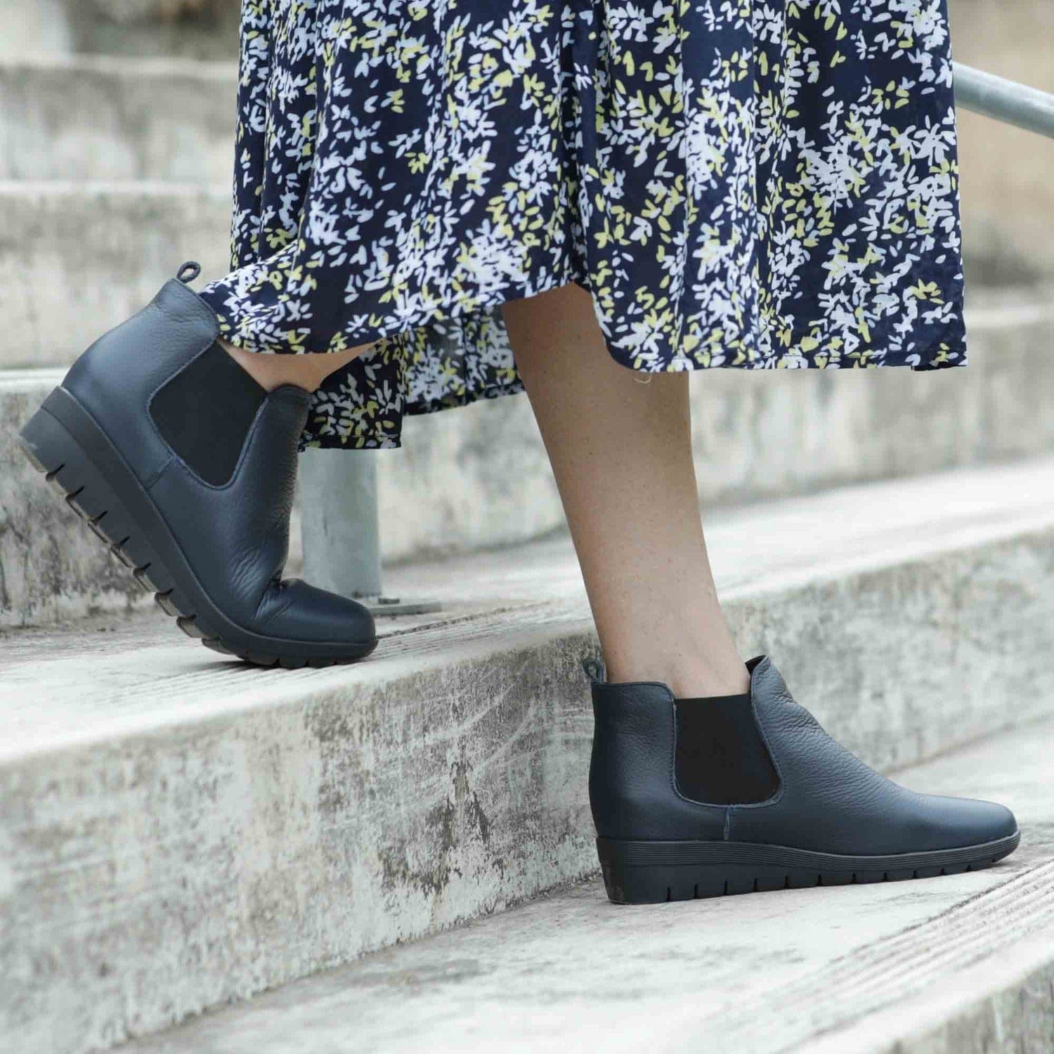 Navy chelsea ankle boots online